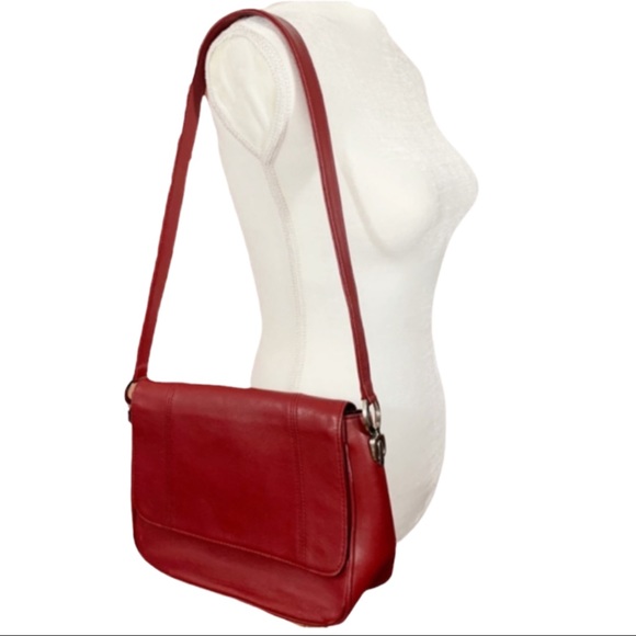 Worthington Red Shoulder Strap Purse - Picture 3 of 10